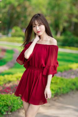 清纯小女生